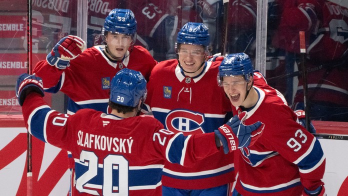 VIDEO: Slafkovský pokračuje v parádnych výkonoch. Tromi bodmi zariadil triumf Montrealu