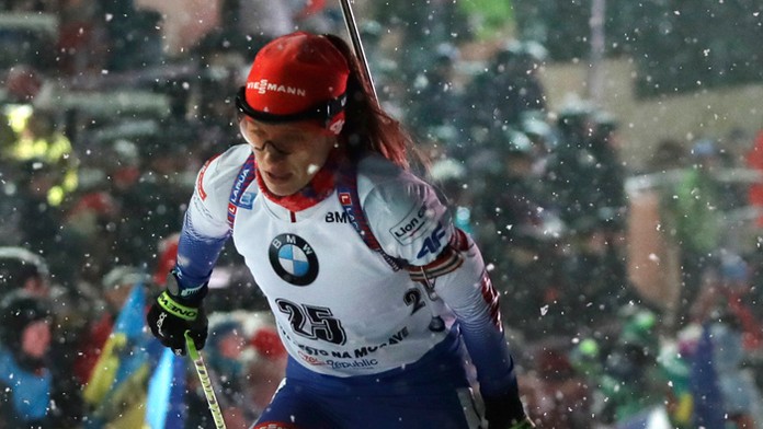 Biatlonistka Paulína Fialková v šprinte v Novom Měste na Moravě..