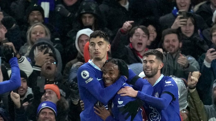 PL: Futbalové Anglicko patrilo favoritom, Chelsea a Manchester United ani neinkasovali