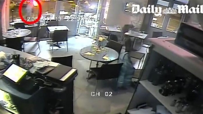 Prvé zábery z Parížskeho masakru.