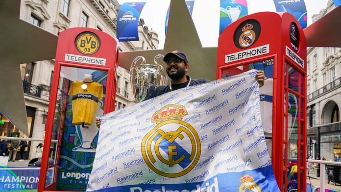 Za letenky minuli stovky eur. Na finále Ligy majstrov sa však zrejme nedostanú