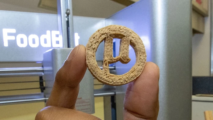 Budeme vo vesmíre jesť plasty? Nový objav mení odpad na výživnú bombu