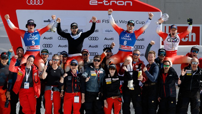 Vo finálovom super-G dominovali Švajčiari. Rogentin po skvelej jazde zaznamenal životný výsledok