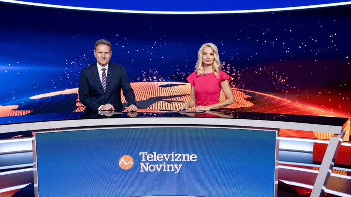 Jaroslav Zápala a Marianna Ďurianová v relácii Televízne noviny