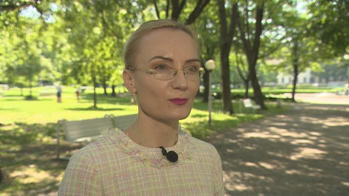 Španiel Sergio Ramos oslavuje gól v zápase kvalifikácie ME 2020 proti Švédsku.