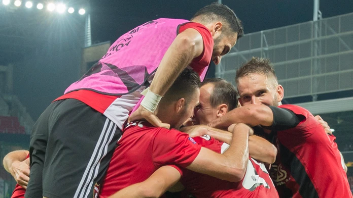 Radosť hráčov Trnavy po góle v dueli EL proti Anderlechtu.