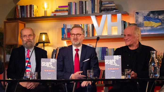 Český premiér Fiala: Bol som prekvapený, keď za mnou prišiel Mečiar a ďakoval mi