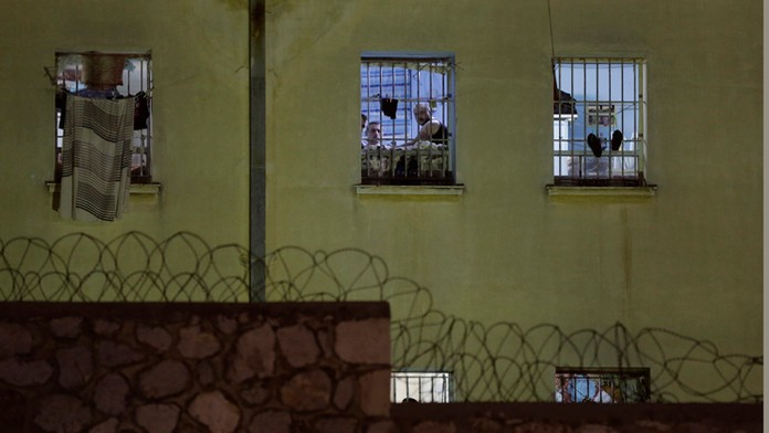 Bitka vo väznici neďaleko Atén.