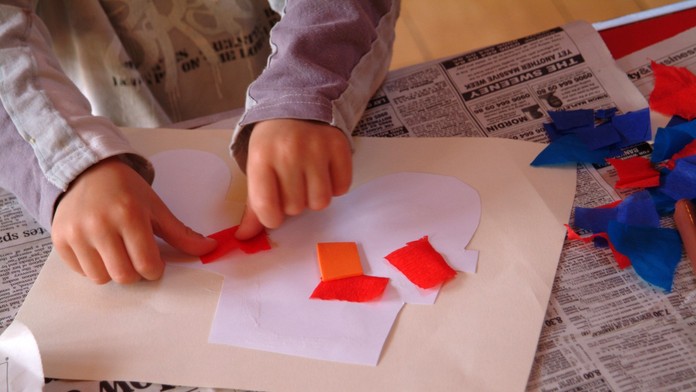 Viaceré deti chodili z jaslí domov s hnačkou. Z priznania opatrovateľky boli v šoku aj policajti