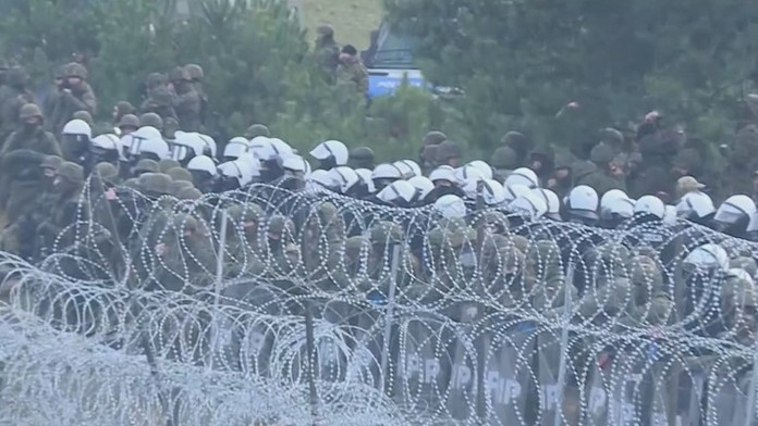 Vojaci na poľsko-bieloruských hraniciach.