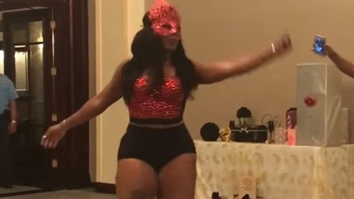 Nevesta predviedla sexi svadobný tanec