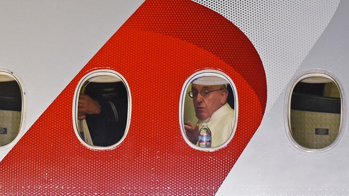 Pápež František odcestoval z americkej Filadelfie do Ríma.