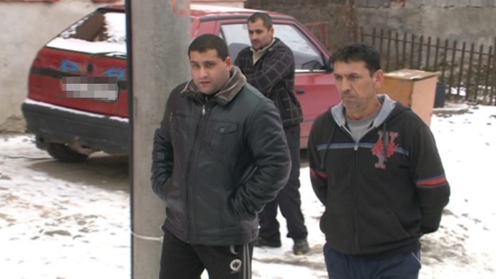 Rómski poslanci z obce Kamenná Poruba.