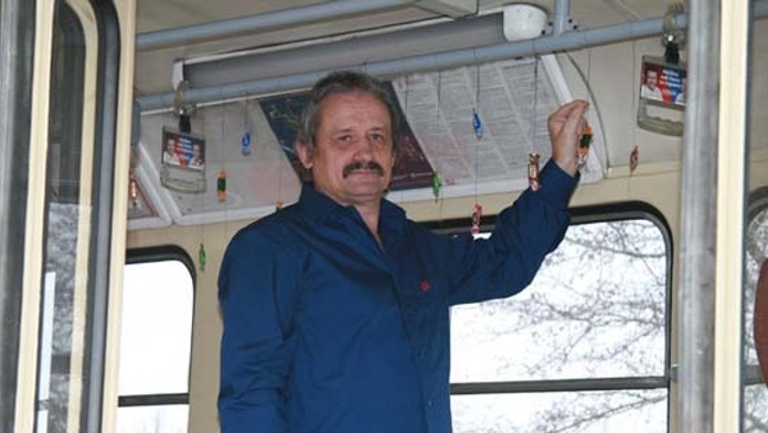 Vodič električky pripravil cestujúcim príjemné prekvapenie