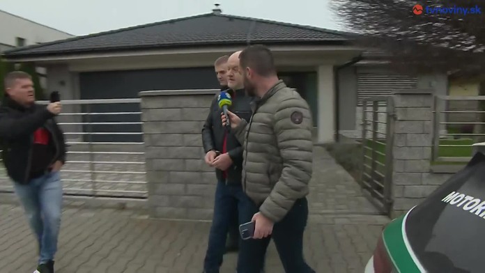 Extrnavský krajský policajný šéf aj súčasný okresný riaditeľ nejdú do väzby. Súd ich prepustil na slobodu