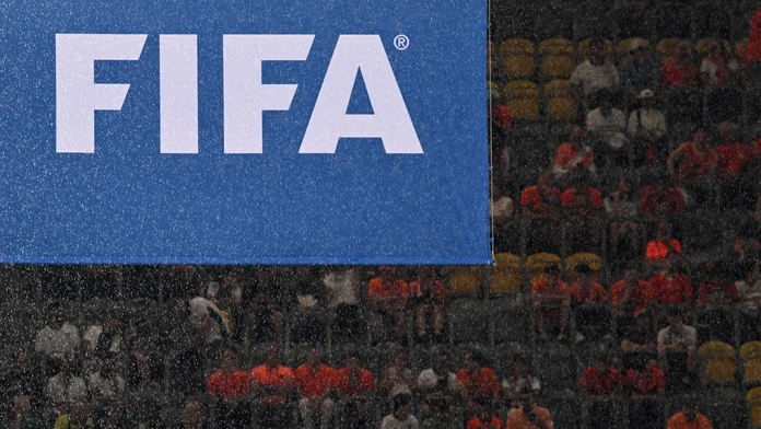 Meškajú platby. Vyše 400 hráčov čaká viac ako rok na finančnú kompenzáciu FIFA