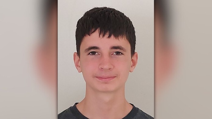 Polícia pátra po tínedžerovi pri obci Závod