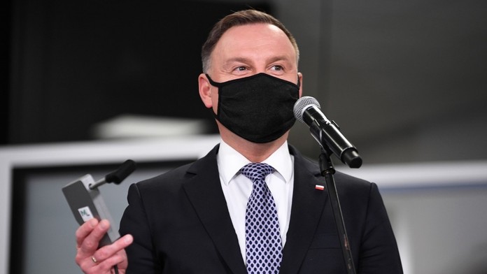 Škody po tornáde v tureckom letovisku..jpg