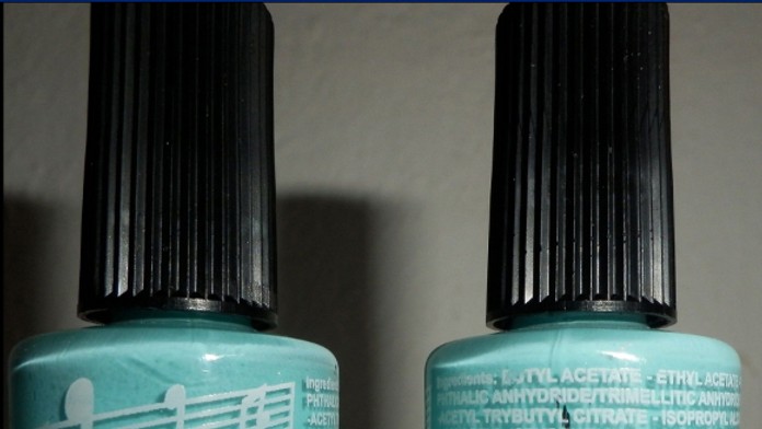 Nebezpečný lak na nechty.jpg