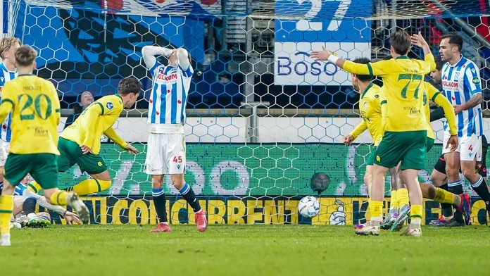 VIDEO: Škandál v Holandsku obletel internet. Legendárny útočník zúri