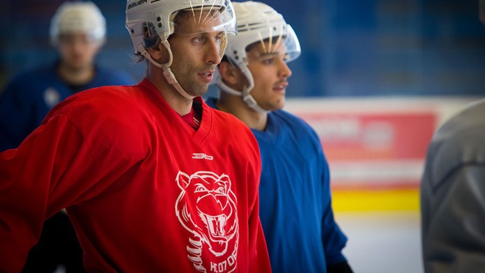 Branislav Srnka počas prípravy na ľade tímu HC 07 Detva pred štartom Tipsport ligy.