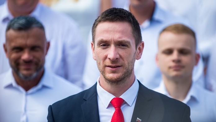 Za kandidovanie za SDKÚ sa nehanbím, vyhlásil Uhrík. Uznáva však, že to bolo fiasko