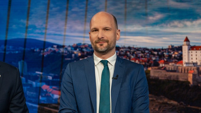 Chcú vedieť, čo chystá. Opozícia žiada mimoriadny výbor k novému policajnému prezidentovi