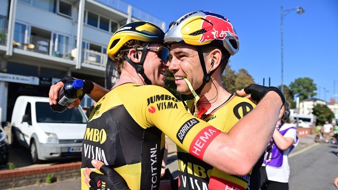 Nathan Van Hooydonck s Woutom Van Aertom