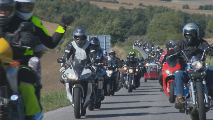 Púť motocyklistov.