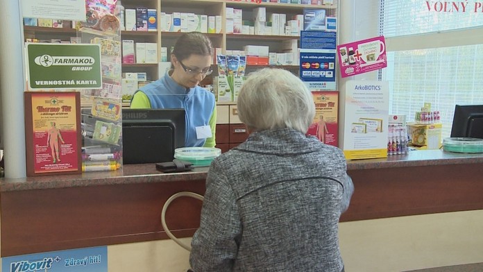 Od nového roka majú byť lieky pre dôchodcov zadarmo.