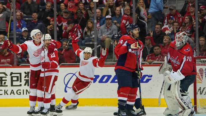 Snoubordistka Klaudia Medlová a prezident Andrej Kiska po druhom kole pretekov slopestyle.