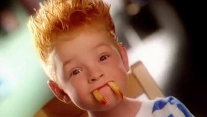 Chlapček z legendárnej reklamy na kečup: Dnes je to veľký fešák