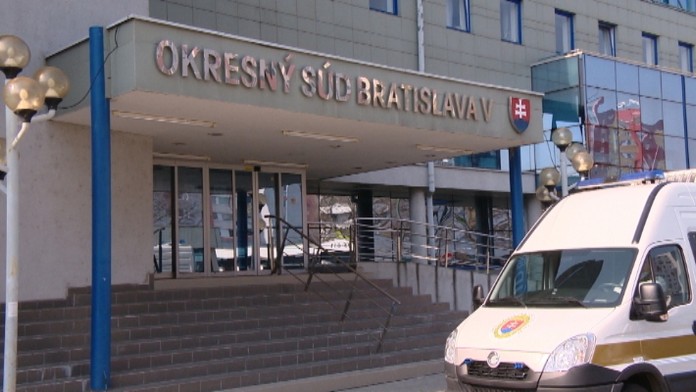 Podnikateľa obvinili