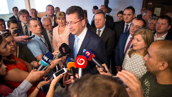 Na archívnej snímke šéf poslaneckého klubu Smer-SD Martin Glváč.