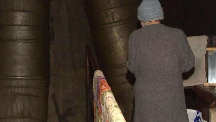 Bezdomovkyňa Terka žije roky v podzemí. Z jej odkazu pre ľudí sa tlačia slzy do očí