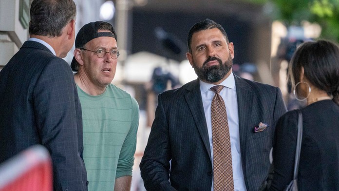 Bývalý vodca americkej krajne pravicovej a neofašistickej organizácie Proud Boys Enrique Tarrio.