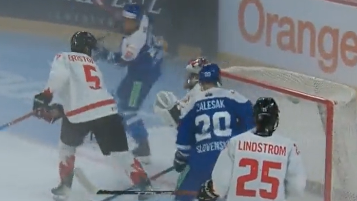 VIDEO: SR 18 schytala na Hlinka Cupe poriadny debakel od Kanady. Gól Pobežala však určite obletí svet