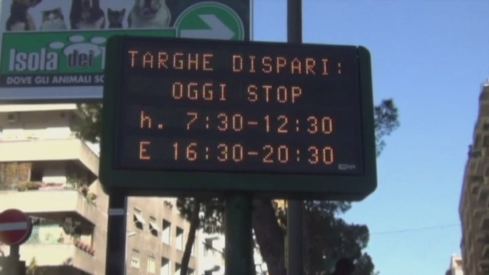 Experti sa zhodli, že za smog môže extrémne teplé a suché počasie