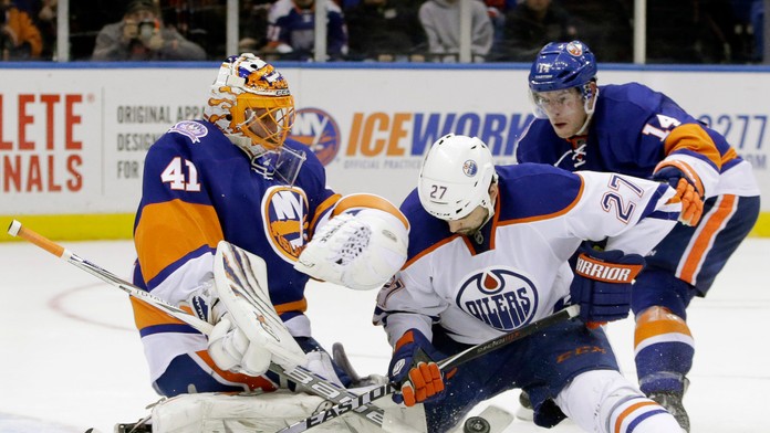 Slovenský brankár Islanders Jaroslav Halák