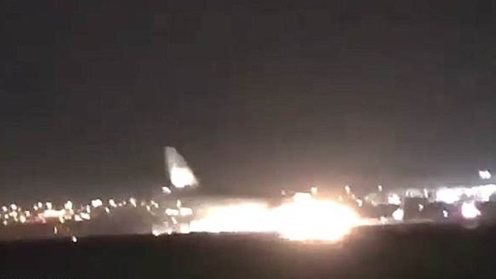 Airbus A330-200 musel núdzovo pristáť v Saudskej Arábii