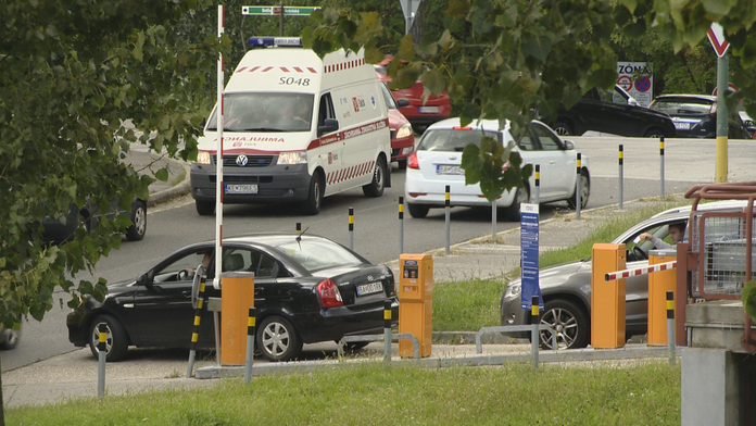 Parkovanie pri nemocnici v Bratislave