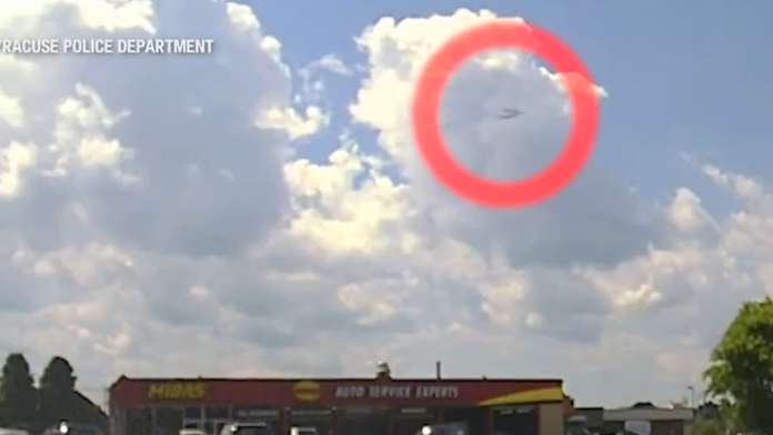 Pri New Yorku mohlo dôjsť k obrovskej tragédii. Vo vzduchu sa takmer zrazili dve lietadlá