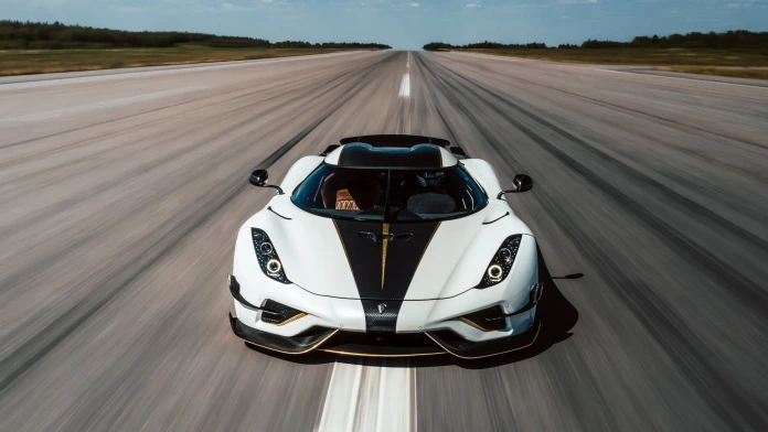 Švédsky Koenigsegg stanovil nový svetový rekord. Elektrický Rimac odsunul na druhé miesto