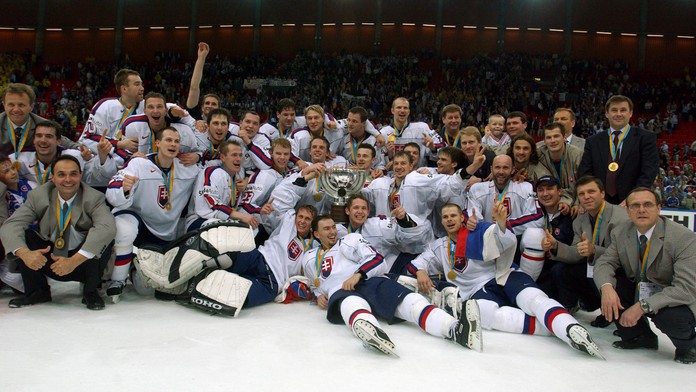 Slovensko si pripomína dvadsiate výročie zisku titulu majstra sveta. Zaspomínajte si, aká bola cesta „Zlatých chlapcov“
