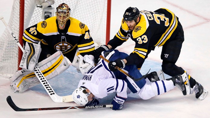 Kapitán Bostonu Bruins Zdeno Chára.  