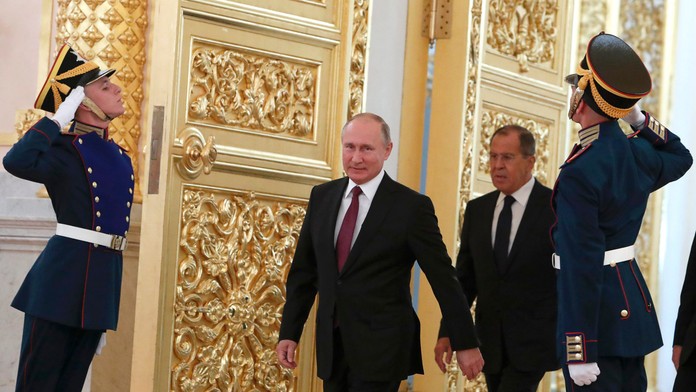 Ruský prezident Vladimír Putin a Sergej Lavrov.