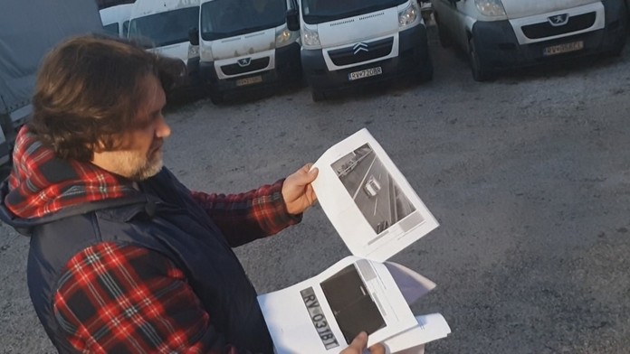 Austin Wagner z Los Angeles Kings v zápase pod holým nebom proti Colorado Avalanche.