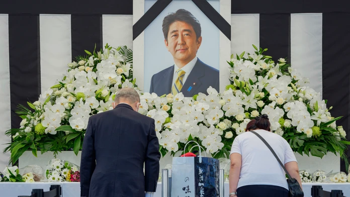Pohreb bývalého japonského premiéra Šinzóa Abeho.