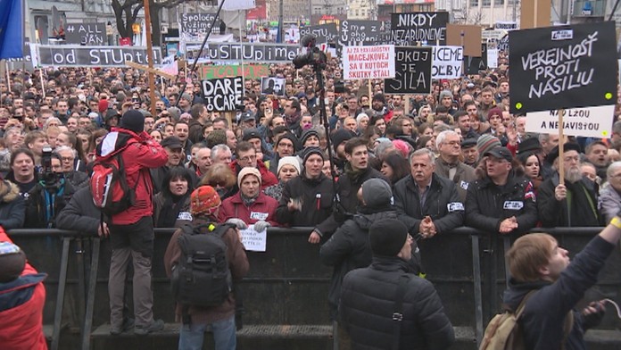 Názory v uliciach sa rôznia. 