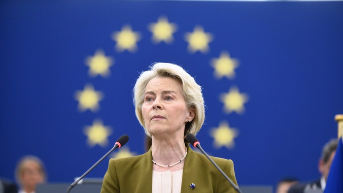 Európska komisia predložila 19. balík sankcií proti Rusku. Dotknúť sa má kryptomien, bánk a energetiky